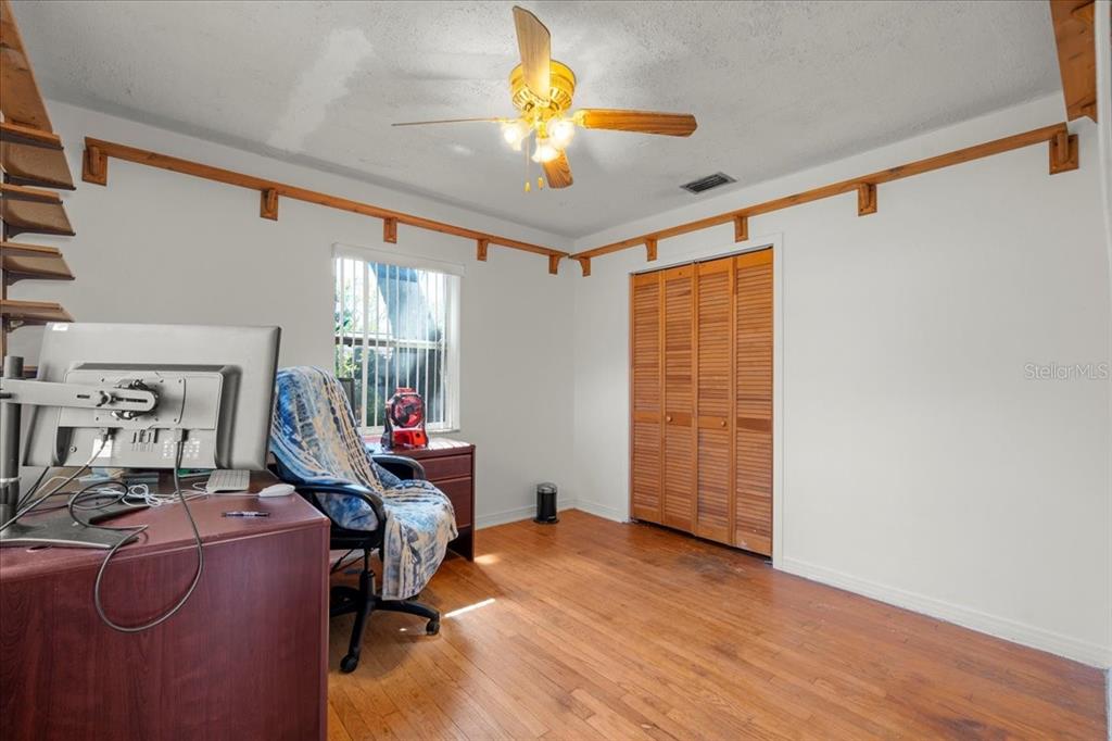 8608 N 20TH STREET, TAMPA, FL — photo 5 of 20