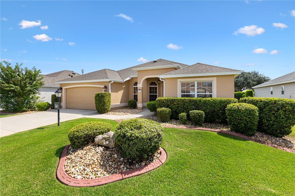 1318 GREENVILLE WAY, THE VILLAGES, FL — photo 2 of 30