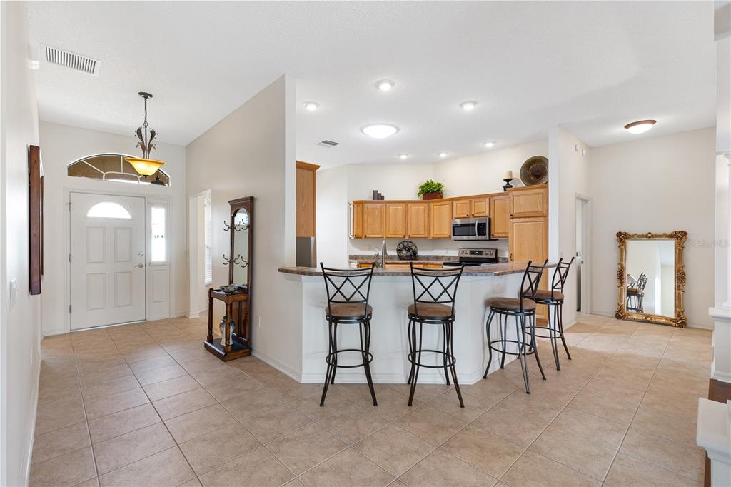 1318 GREENVILLE WAY, THE VILLAGES, FL — photo 4 of 30