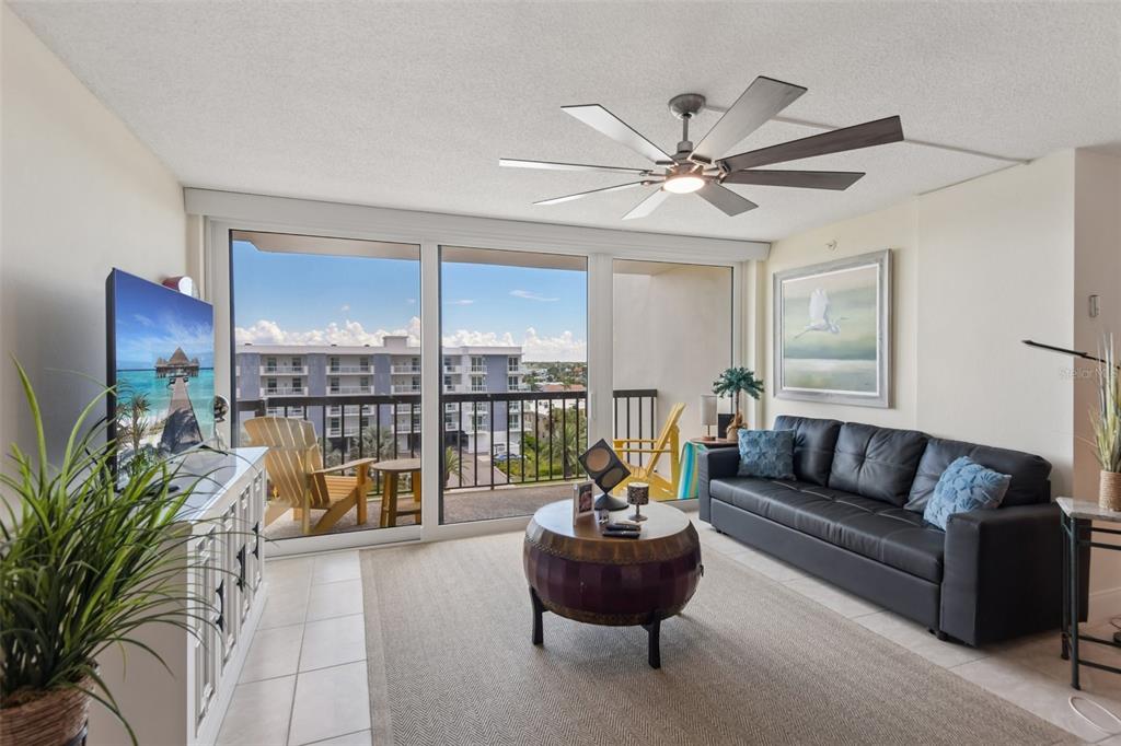 400 ISLAND WAY UNIT 509, CLEARWATER, FL — photo 5 of 30