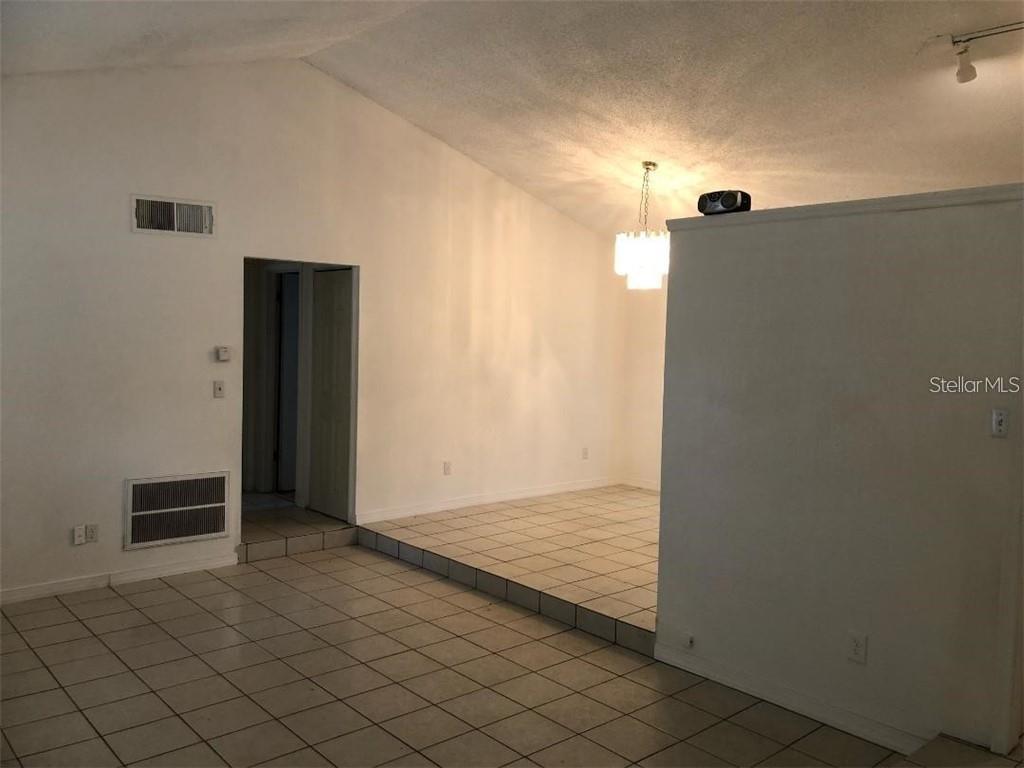 627 MURPHY ROAD, WINTER SPRINGS, FL — photo 2 of 9