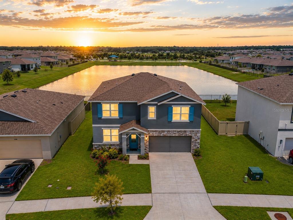 9728 CRESCENT RAY DRIVE
