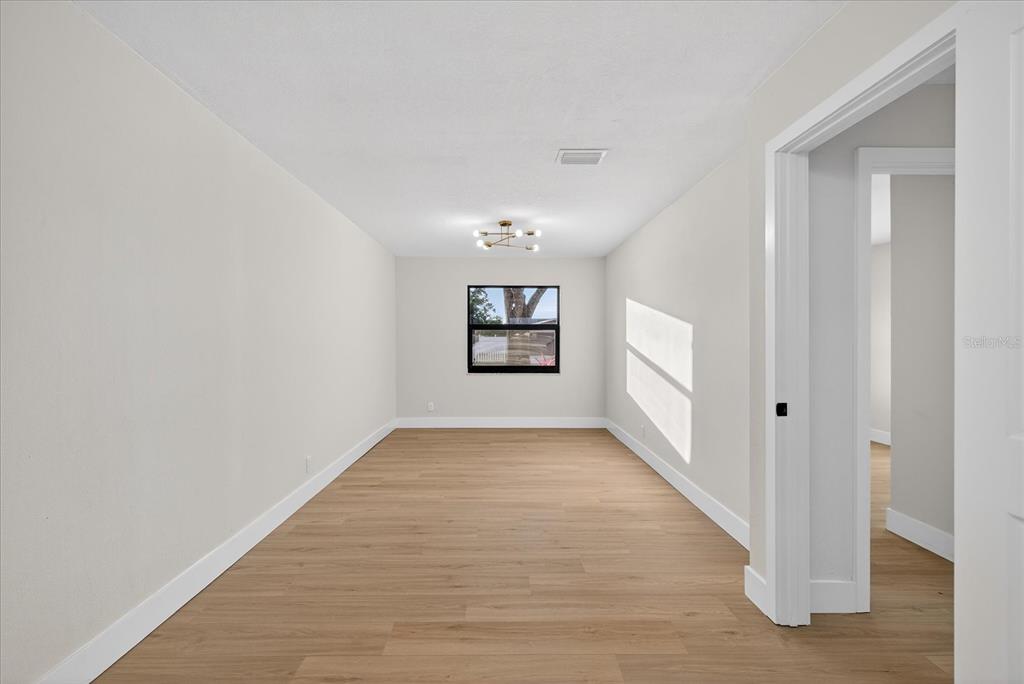 6107 COLE DRIVE, TAMPA, FL — photo 4 of 30