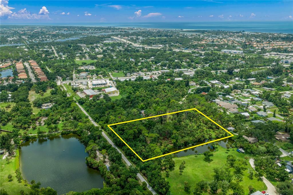 TWIN LAKES AVENUE UNIT B1