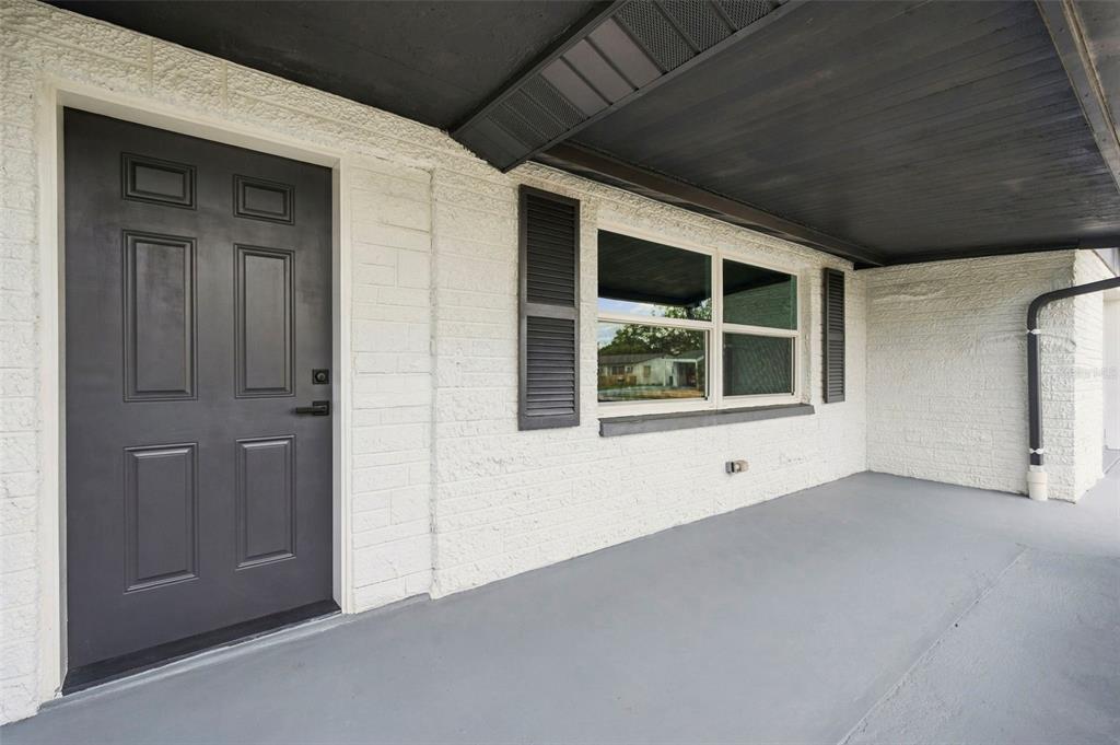 10734 LEEDS ROAD, PORT RICHEY, FL — photo 4 of 38