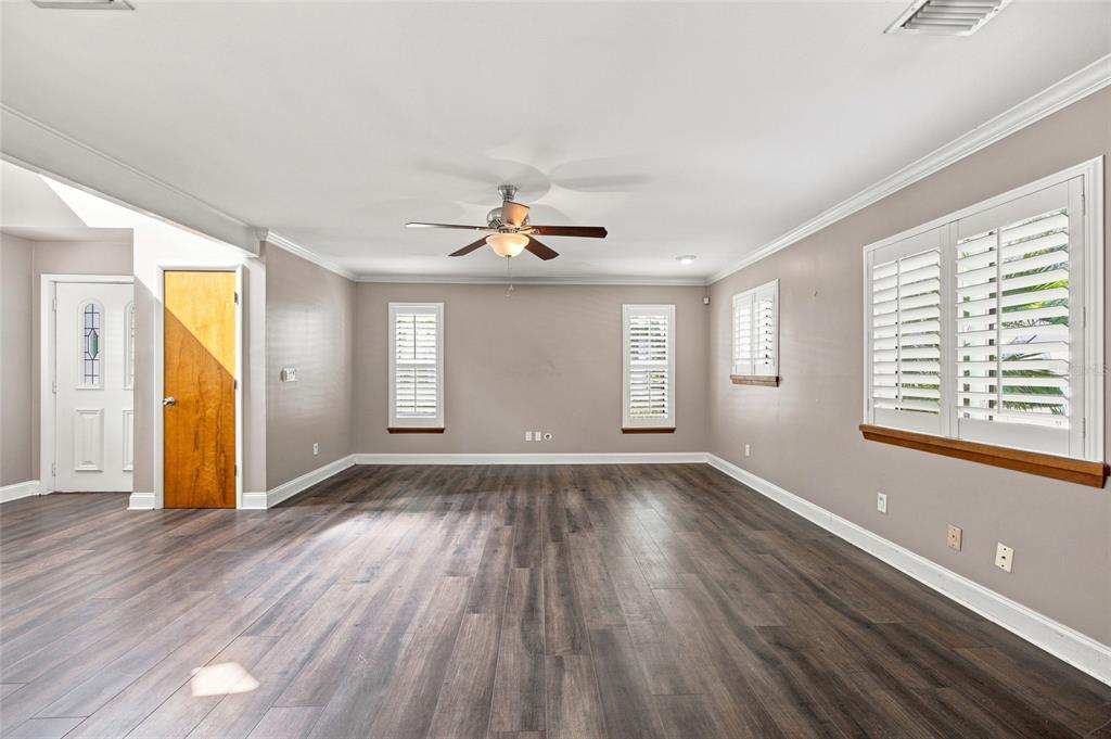 2802 W ESTRELLA STREET, TAMPA, FL — photo 3 of 30