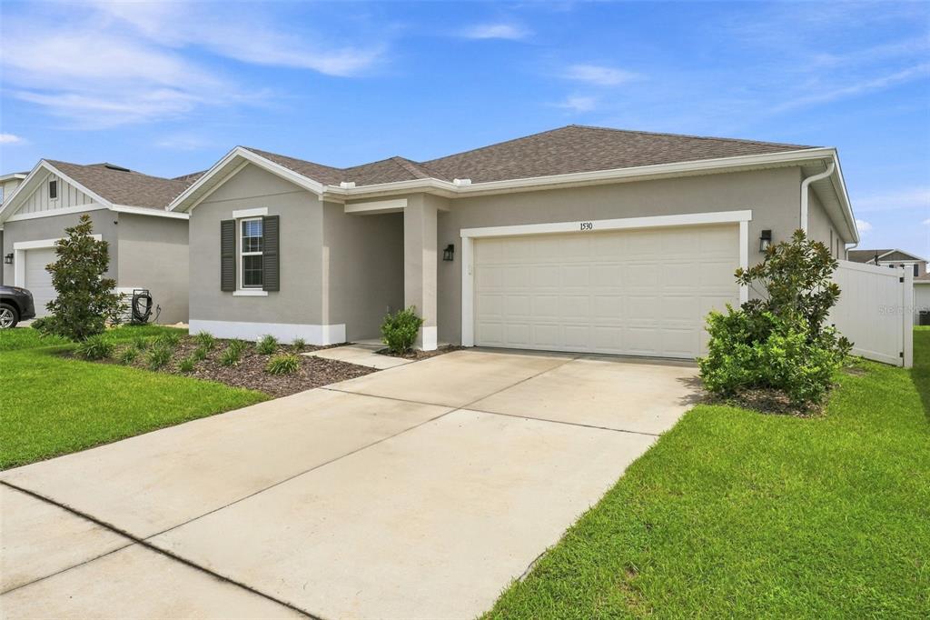 1530 SUGARBELLE CIRCLE, MASCOTTE, FL — photo 2 of 30