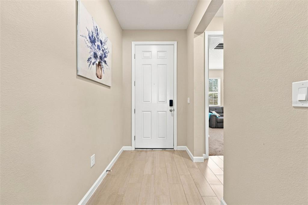 1530 SUGARBELLE CIRCLE, MASCOTTE, FL — photo 5 of 30