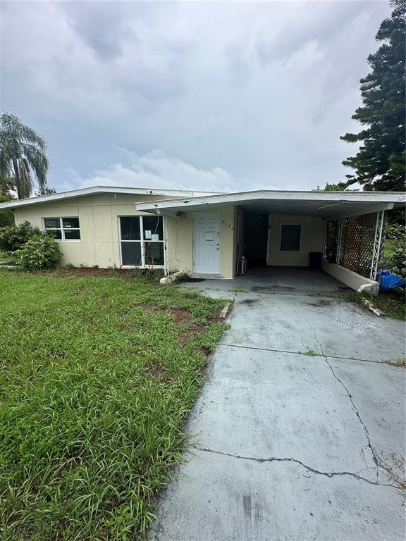 5323 CARLTON ROAD, NEW PORT RICHEY, FL — photo 2 of 11
