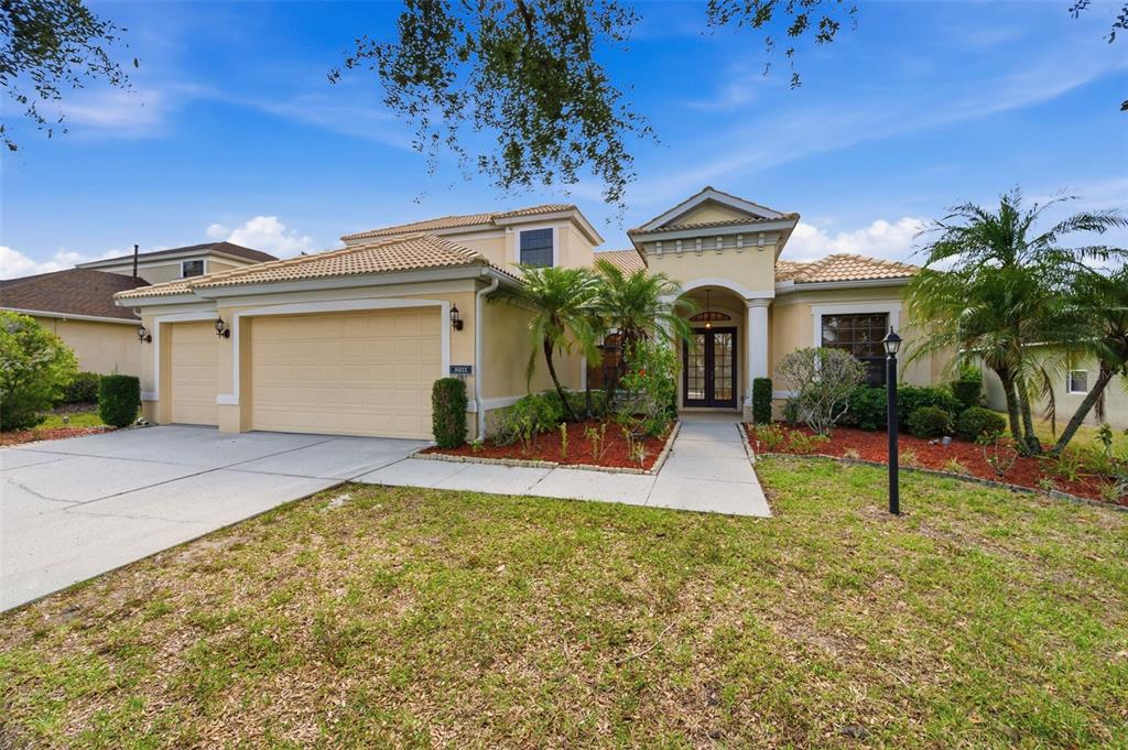 6611 CHICKADEE LANE