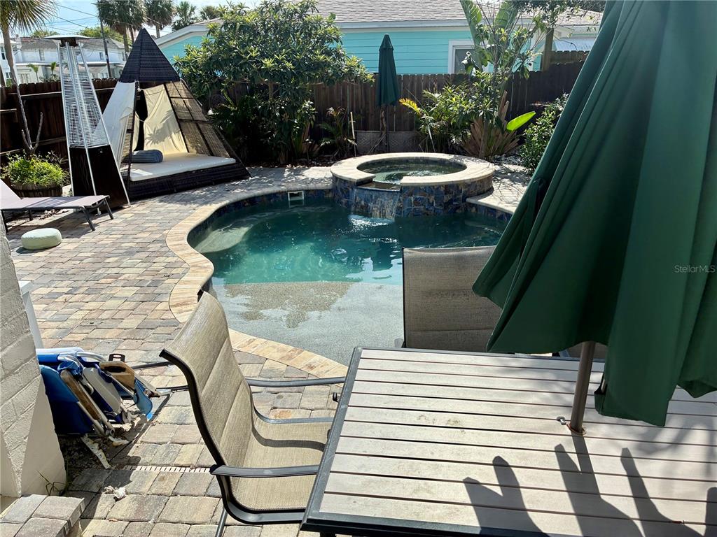 300 REVILO BOULEVARD, DAYTONA BEACH, FL — photo 2 of 30