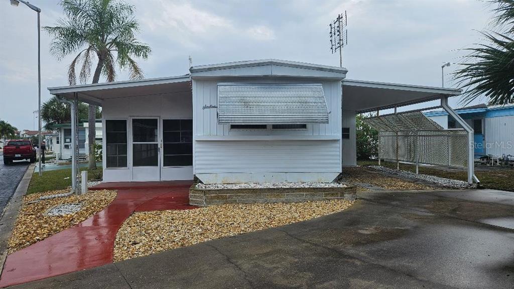 8300 SEMINOLE BOULEVARD UNIT 444