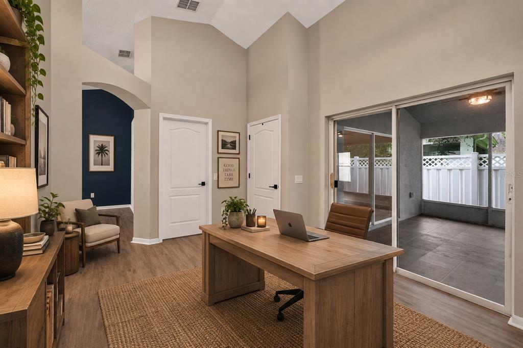 5209 ABBEY PARK AVENUE, TAMPA, FL — photo 4 of 30