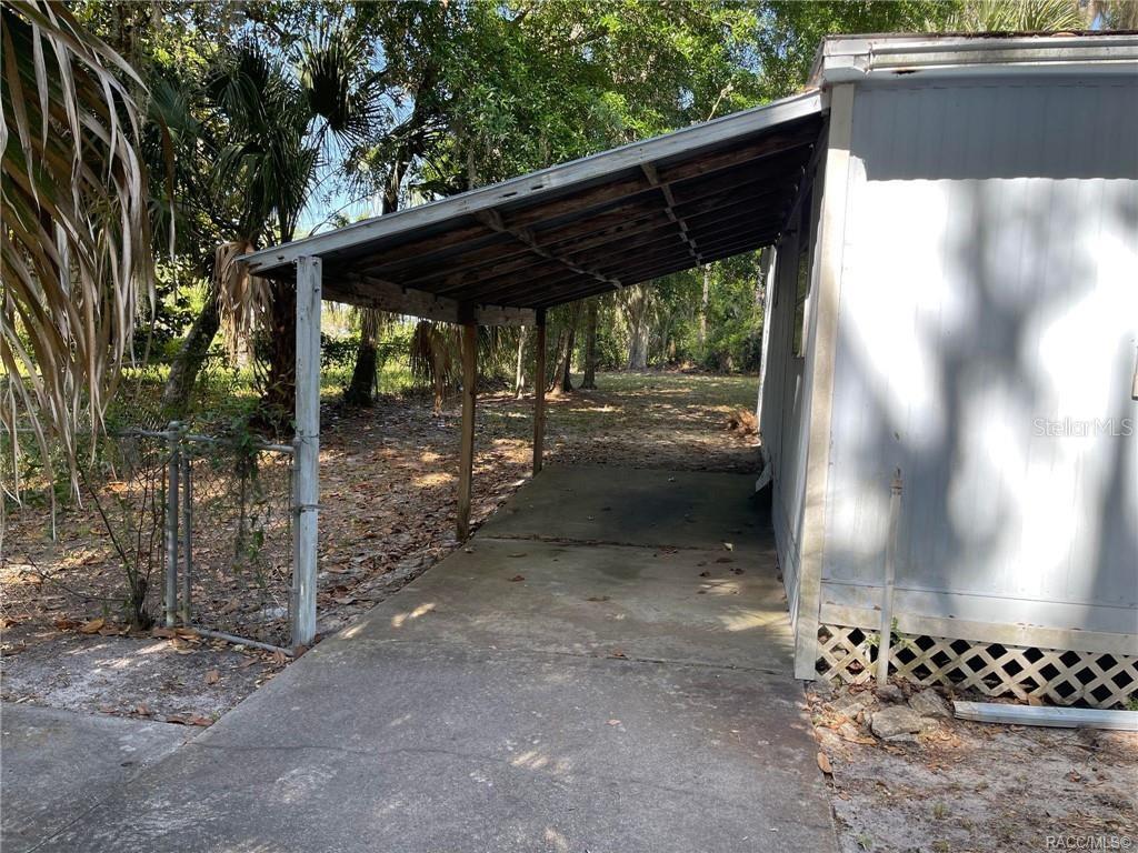 120 NW Magnolia CIRCLE, CRYSTAL RIVER, FL — photo 5 of 30