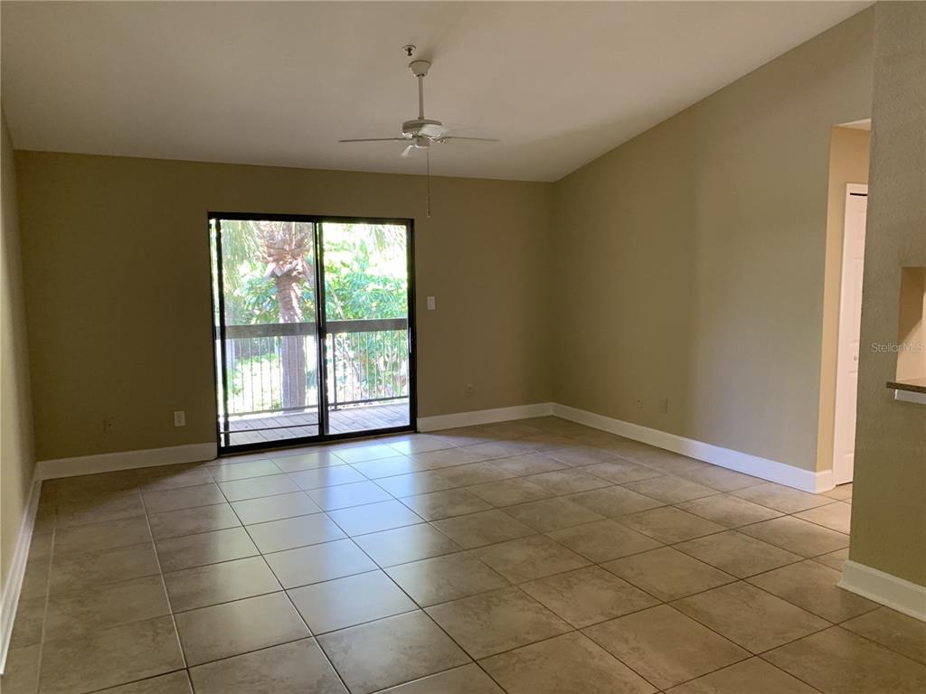 4033 CROCKERS LAKE BOULEVARD UNIT 21, SARASOTA, FL — photo 4 of 12