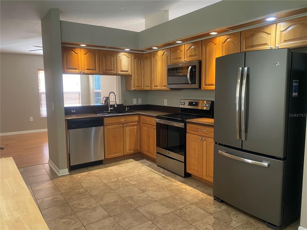 118 BYRON COURT, ROTONDA WEST, FL — photo 4 of 16