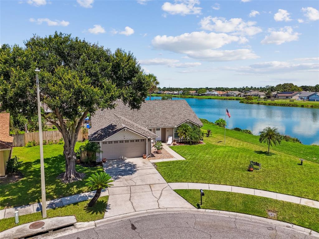 1901 WHITE CEDAR WAY