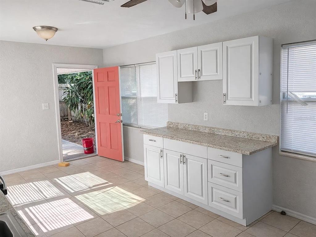 2334 38TH AVENUE N, ST PETERSBURG, FL — photo 3 of 13