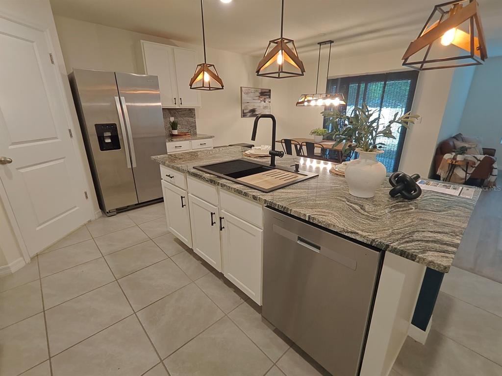 24596 NW 23RD LANE, NEWBERRY, FL — photo 3 of 17