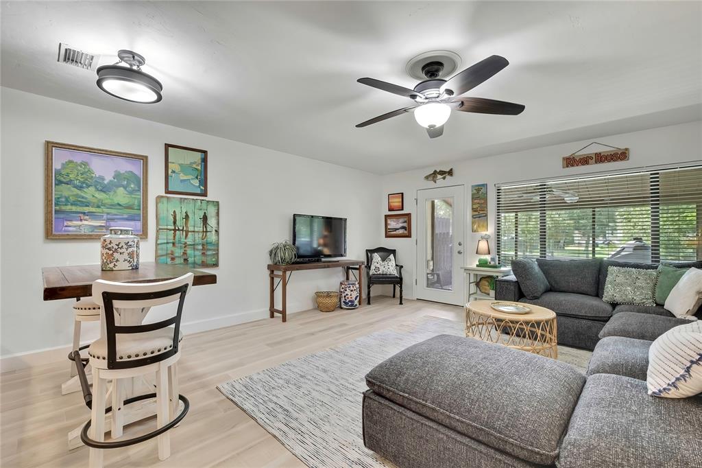 1637 SE PARADISE CIRCLE UNIT 106, CRYSTAL RIVER, FL — photo 4 of 30