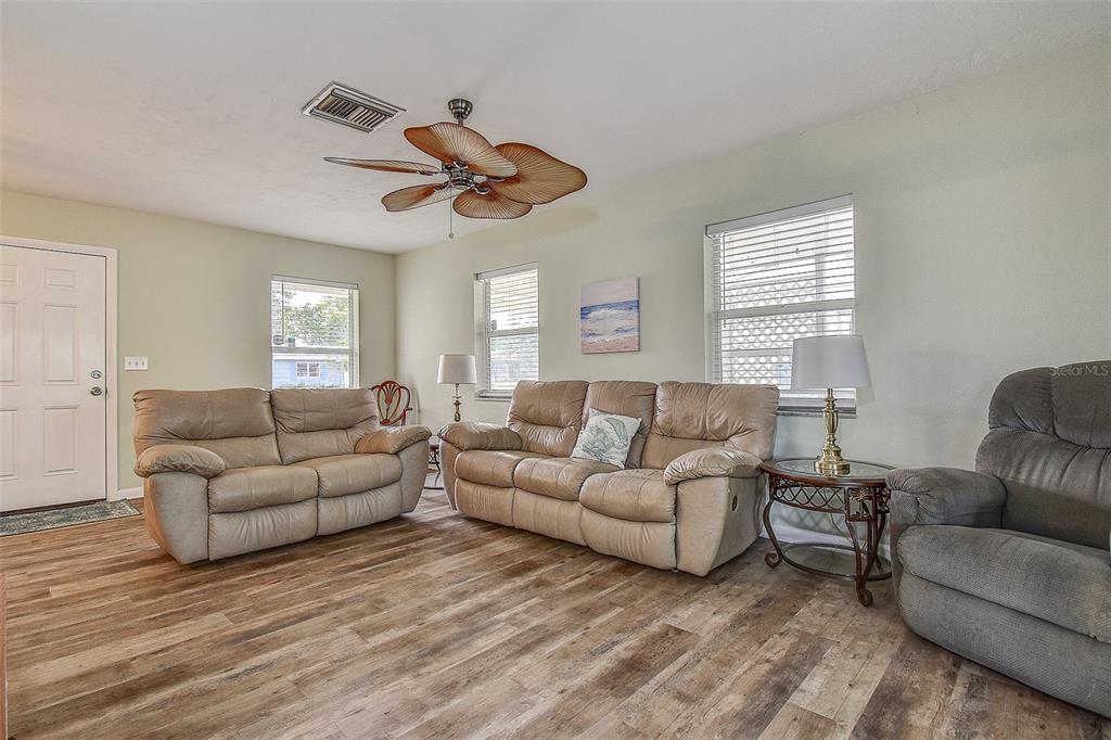 6237 DALTON STREET, SPRING HILL, FL — photo 2 of 30
