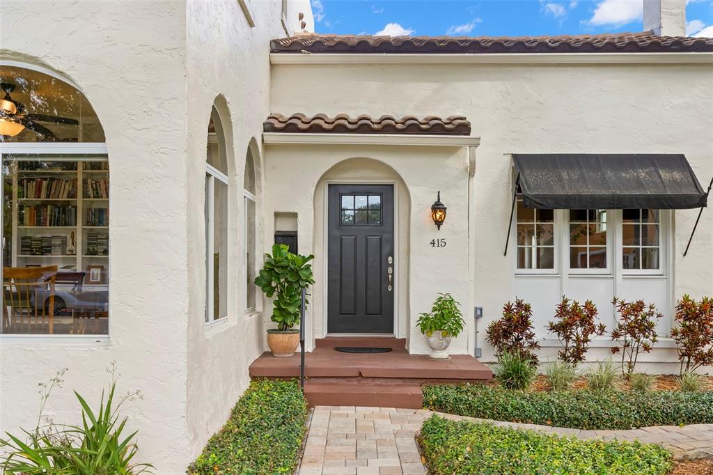415 20TH AVENUE NE, ST PETERSBURG, FL — photo 5 of 66