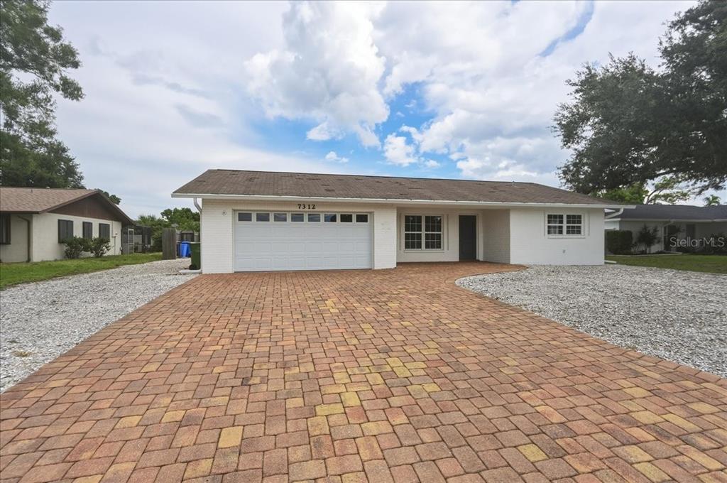 7312 17TH AVENUE W, BRADENTON, FL — photo 2 of 27