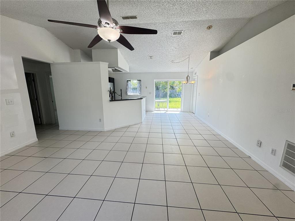 393 WALNUT AVENUE, ORANGE CITY, FL — photo 2 of 24