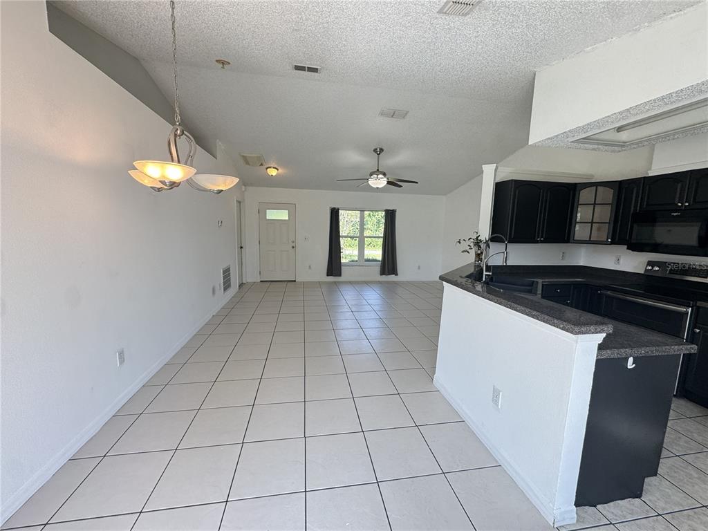 393 WALNUT AVENUE, ORANGE CITY, FL — photo 4 of 24