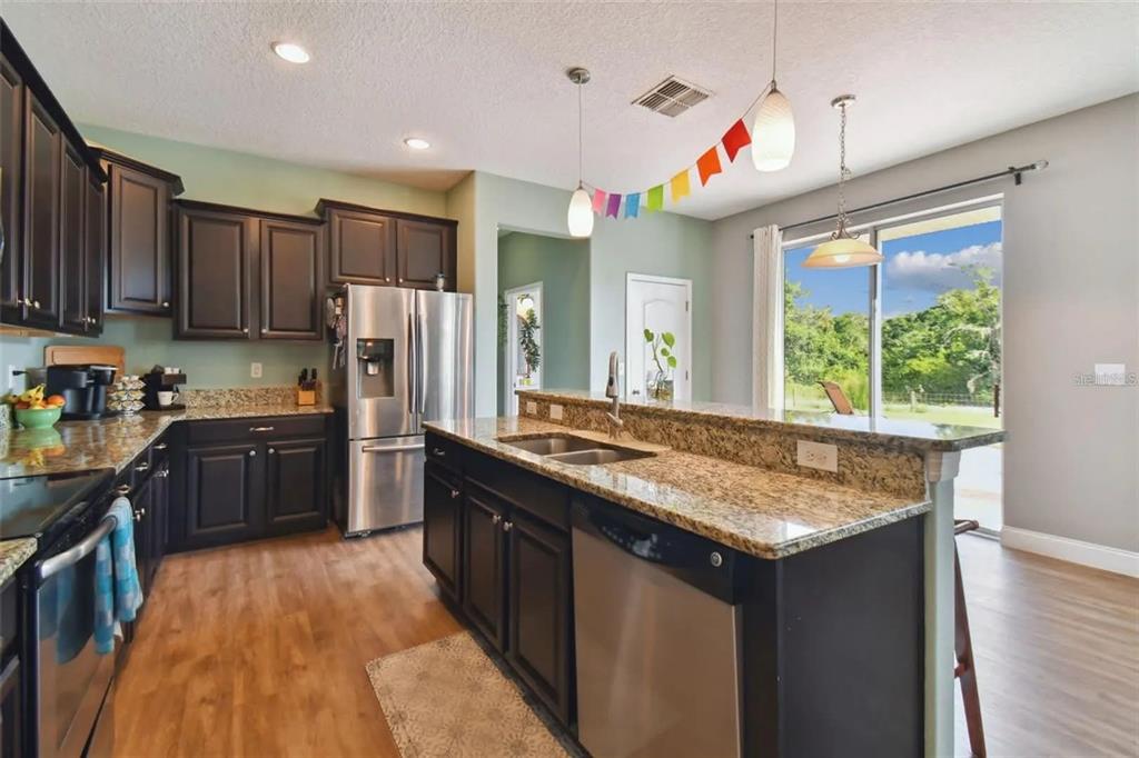 501 WASHITA STONE DRIVE, RUSKIN, FL — photo 5 of 20