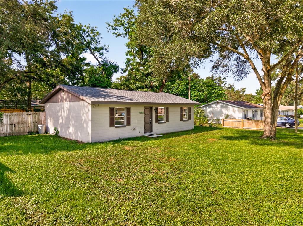 27308 FLAGLER AVENUE, BROOKSVILLE, FL — photo 3 of 30