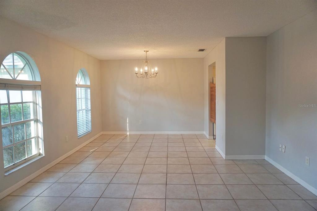 1422 CHAMBERLAIN LOOP, LAKE WALES, FL — photo 4 of 29