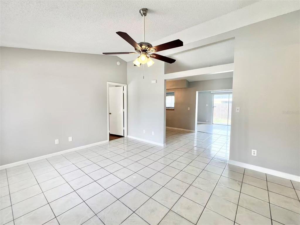 291 LALLA LANE, APOPKA, FL — photo 3 of 27