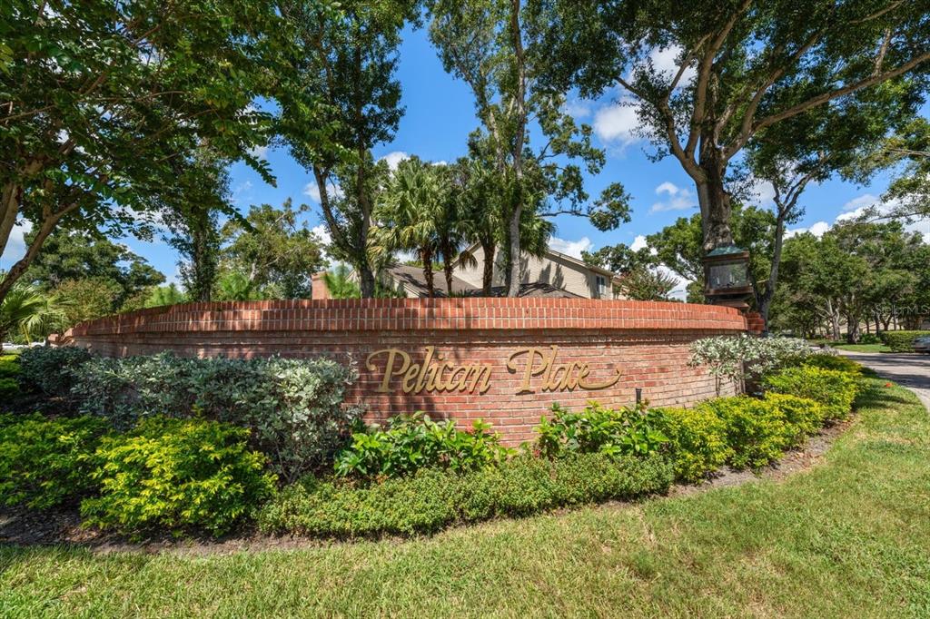 8 PELICAN PLACE UNIT 8, BELLEAIR, FL — photo 2 of 30