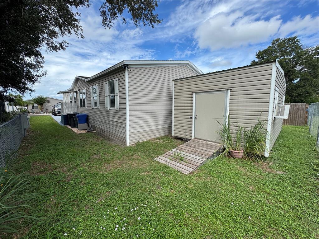 8471 FANTASIA PARK WAY, RIVERVIEW, FL — photo 2 of 19