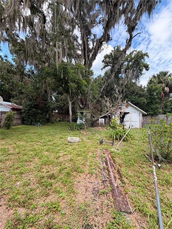 613 W MINNESOTA AVENUE, DELAND, FL — photo 4 of 8