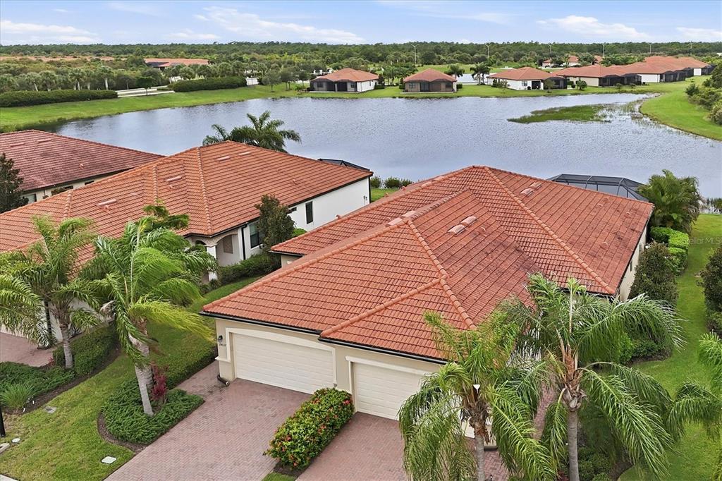 24033 CANTERWOOD WAY, VENICE, FL — photo 2 of 86