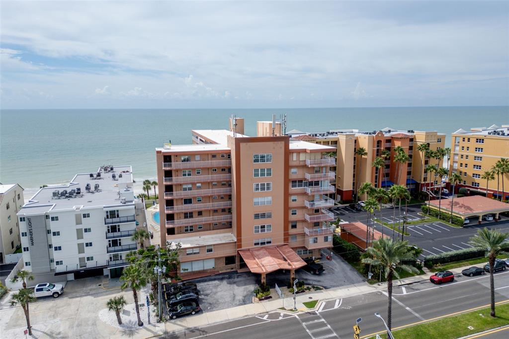 16400 GULF BOULEVARD UNIT 502, REDINGTON BEACH, FL — photo 4 of 30