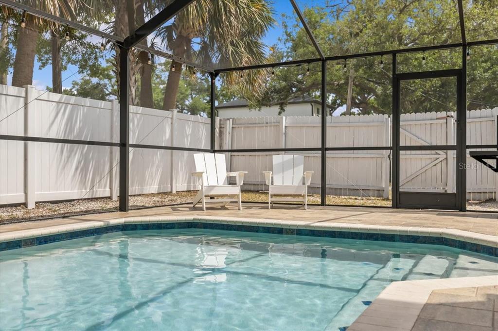 7318 S KISSIMMEE STREET, TAMPA, FL — photo 2 of 30