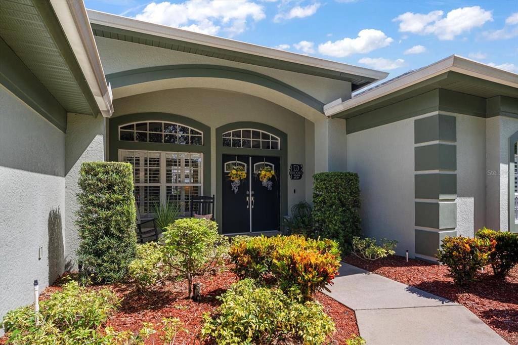 2105 BOOT LAKE CIRCLE, TAMPA, FL — photo 2 of 30