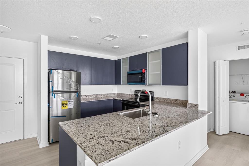 5563 MILLENIA PARK BLVD UNIT 517, ORLANDO, FL — photo 3 of 59
