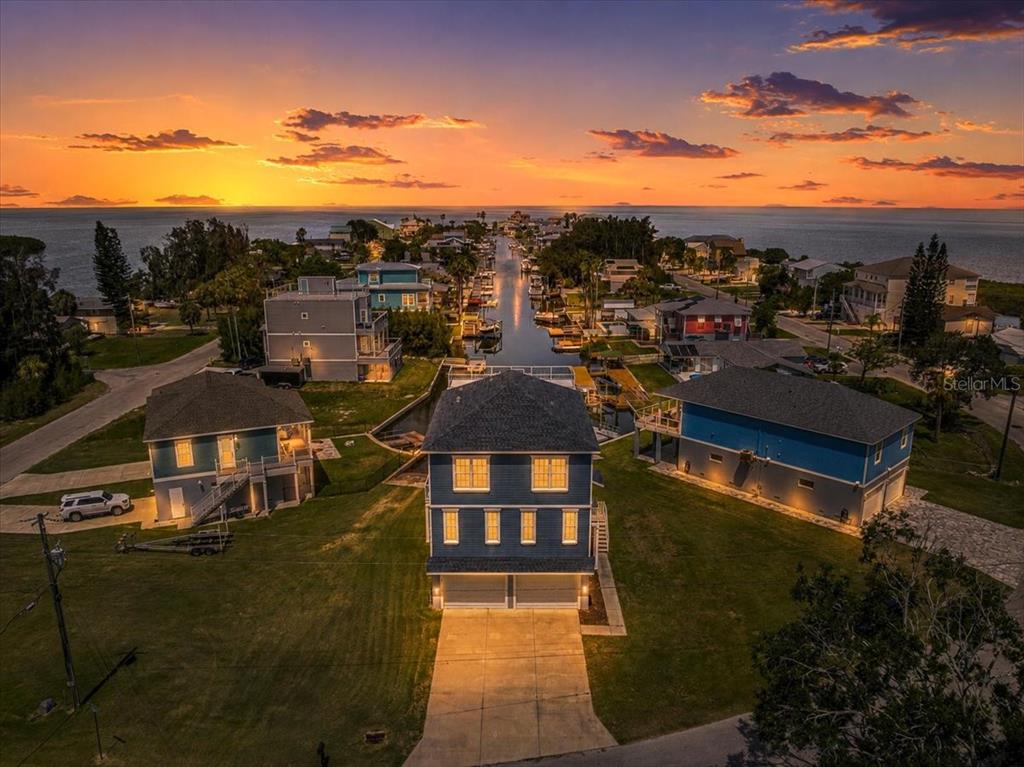 6812 DRIFTWOOD DRIVE