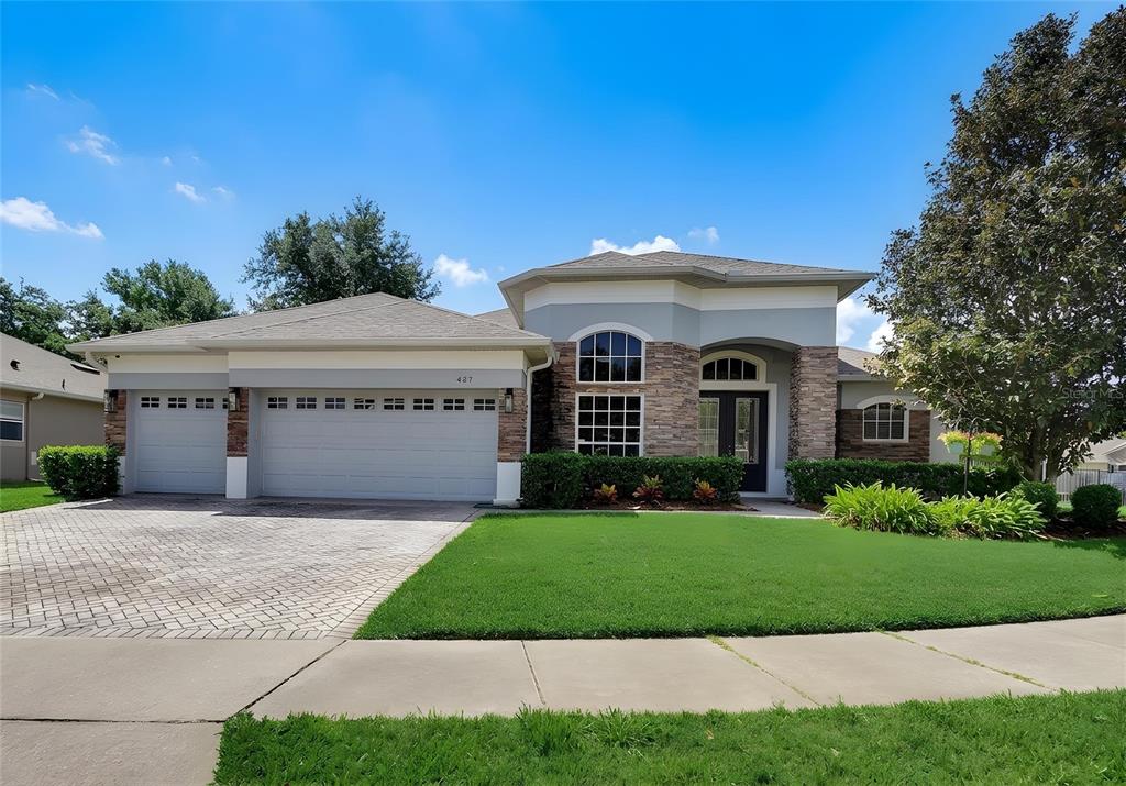 407 THOROUGHBRED WAY