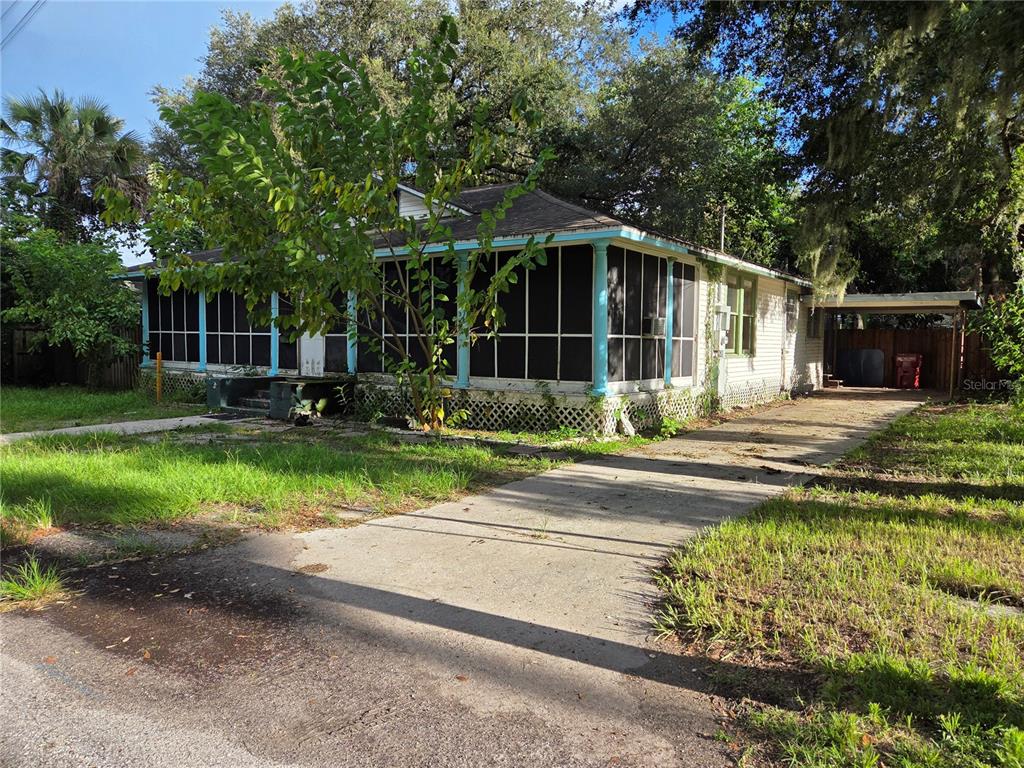 113 W STRICKLAND STREET, PLANT CITY, FL — photo 3 of 29