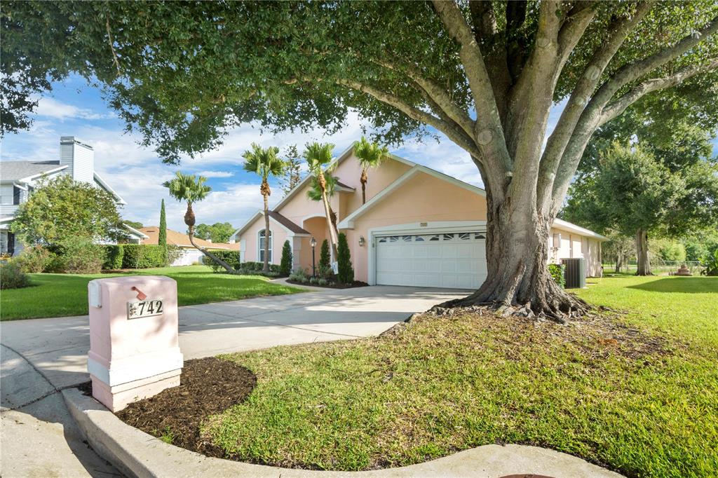 742 SANTA MARIA DRIVE, WINTER HAVEN, FL — photo 3 of 30