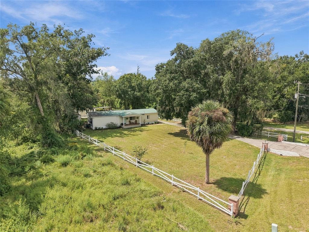17490 SE 24TH LANE ROAD, SILVER SPRINGS, FL — photo 2 of 30