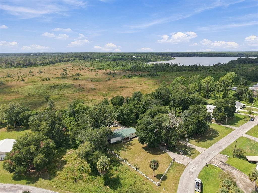 17490 SE 24TH LANE ROAD, SILVER SPRINGS, FL — photo 3 of 30