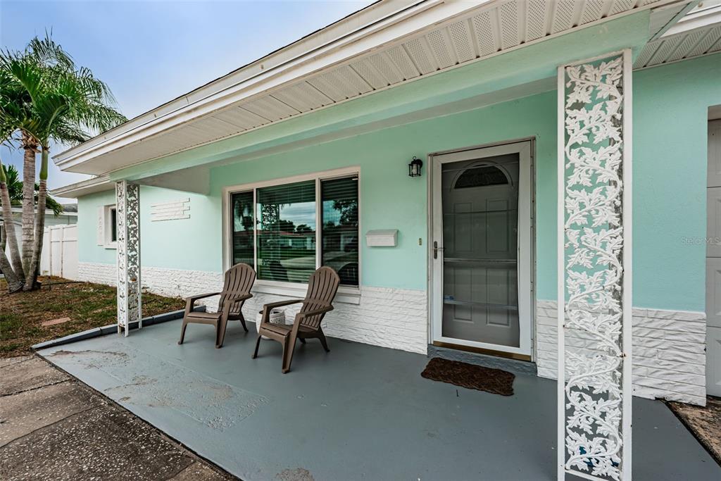 4460 33RD AVENUE N, ST PETERSBURG, FL — photo 5 of 54