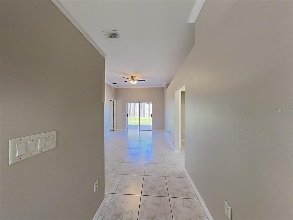 11706 BROAD OAK COURT, ORLANDO, FL — photo 3 of 32