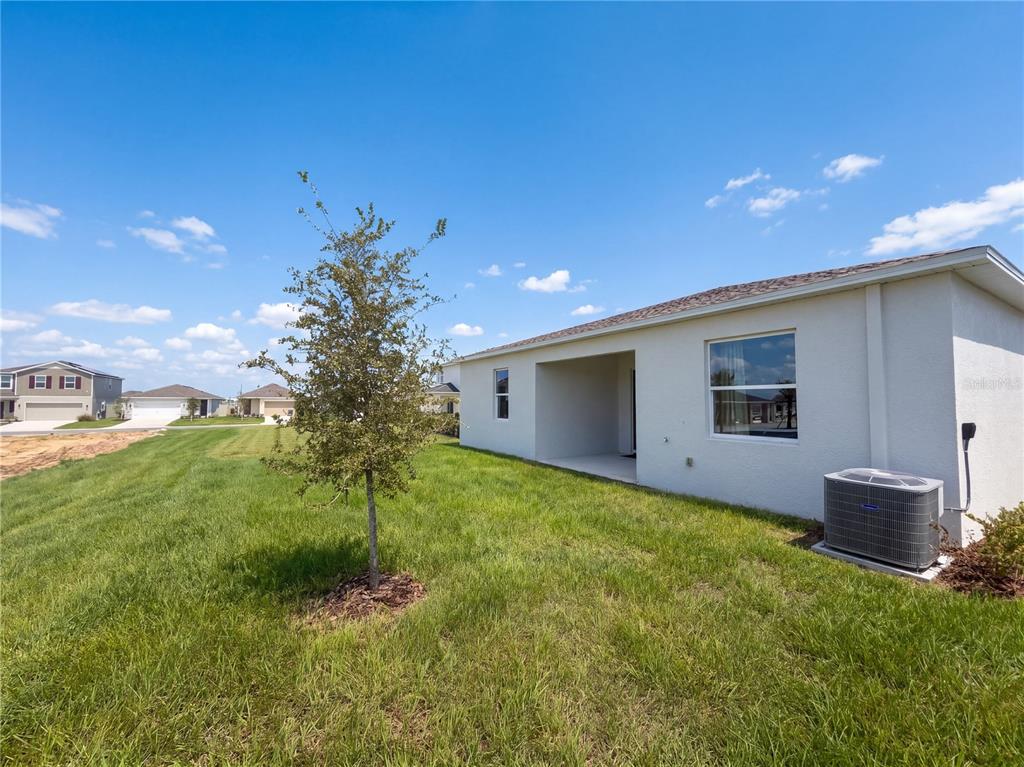 1520 REDWOOD LANE UNIT M, HAINES CITY, FL — photo 2 of 19